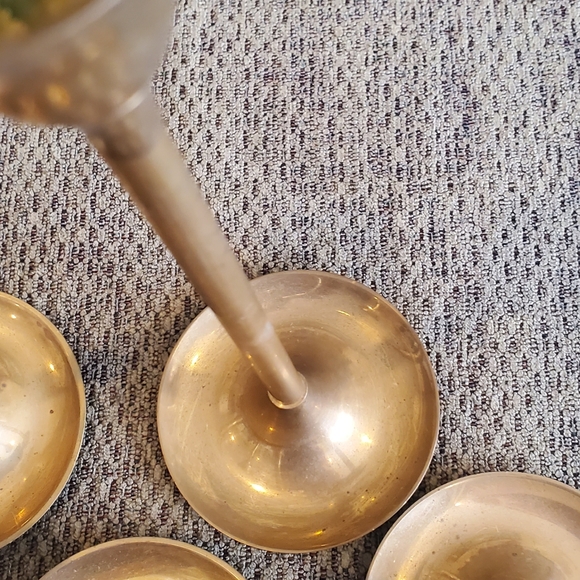 Vintage Set of 5 Gold Toned Candle Holders Made in India - Picture 6 of 12